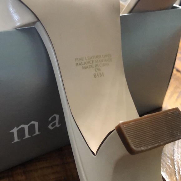 Shoes - Picture 4 of 5